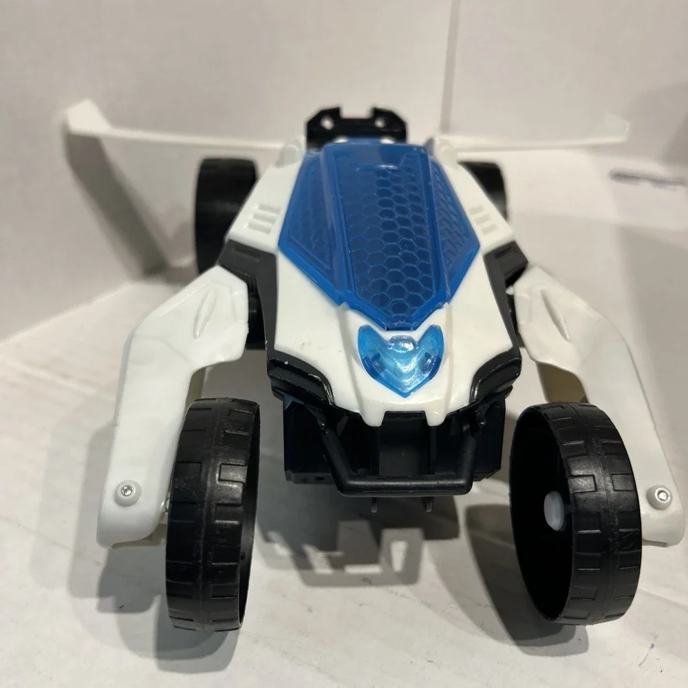 Mattel Max Steel Deluxe Turbo Racer Transform Vehicle 2 in 1 2013 A4